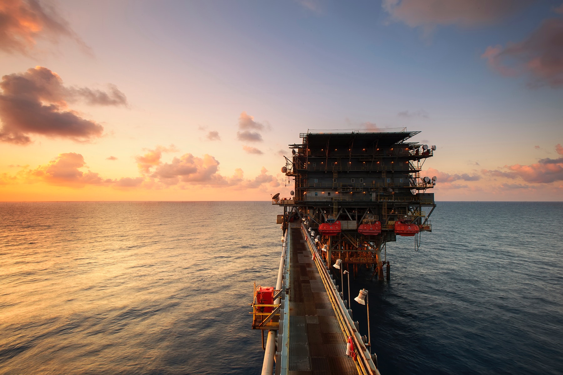 image of ocean oil rig